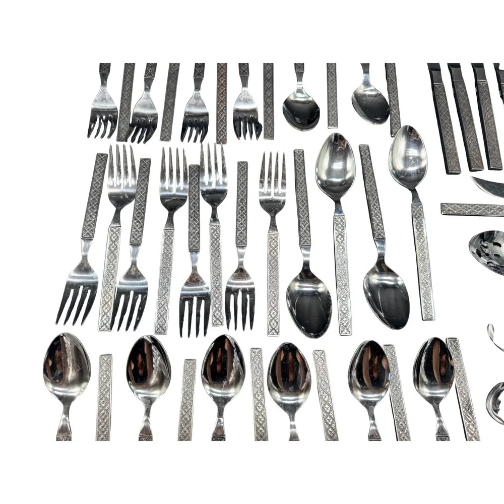 Rogers Vogue MCM Flatware Set Textured Handle 54 Pieces Service for 8 PLUS